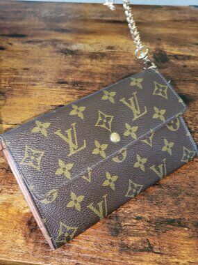 Authentic Louis Vuitton Wallet